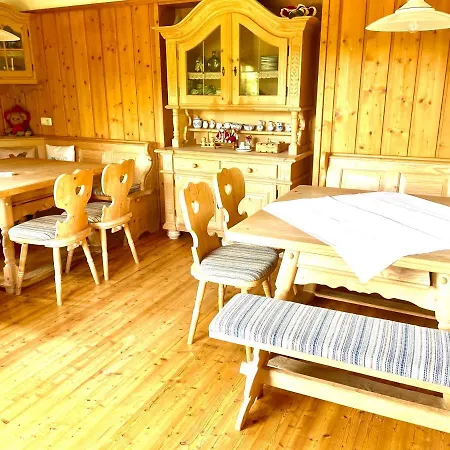 Bed & Breakfast Thermenland 3*