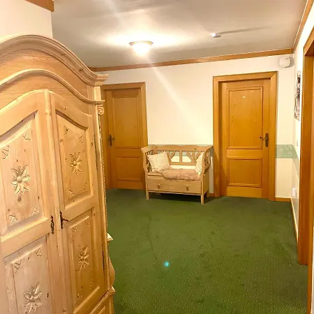 Bed & Breakfast Thermenland 3*