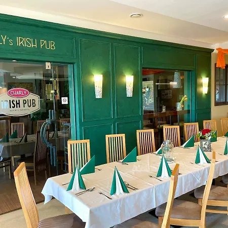 Thermenland Bed & Breakfast 3*